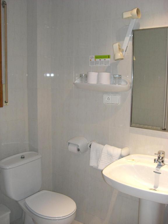 Hotel Bruna Esterri d'Àneu Quarto foto